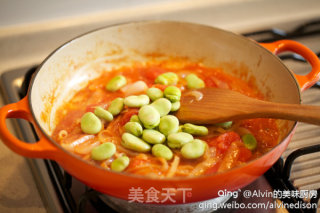 Thyme Chicken with Tomato Sauce recipe