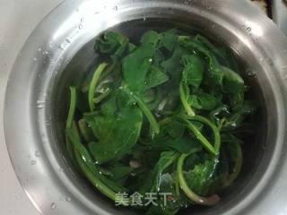 Spinach Fish Ball Soup recipe