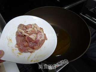 Fried Loofah with Sliced Pork recipe