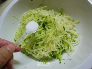 Bean Fragrant Green Carrot Meatballs recipe