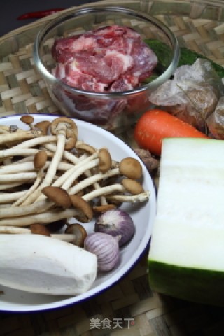 Soup-stewed Pork Ribs with Lychee and Preserved Egg recipe