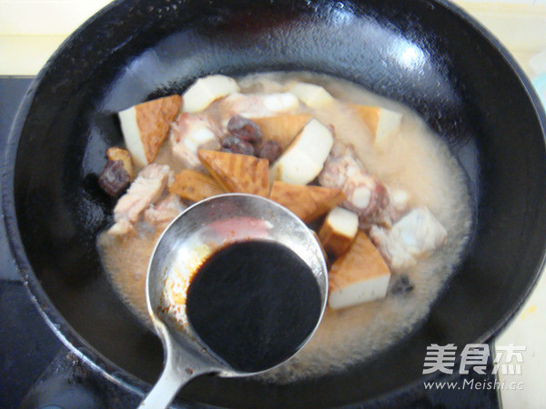 Braised Pork Ribs with Plum Sauce and Maqiao Dried Beans recipe