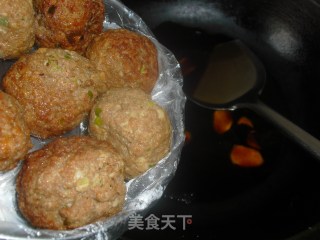 Meat Ball with Soy Sauce recipe