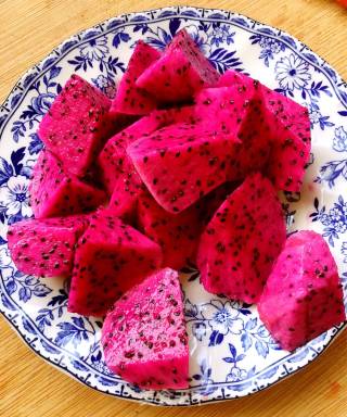 100% Dragon Fruit Popsicles recipe