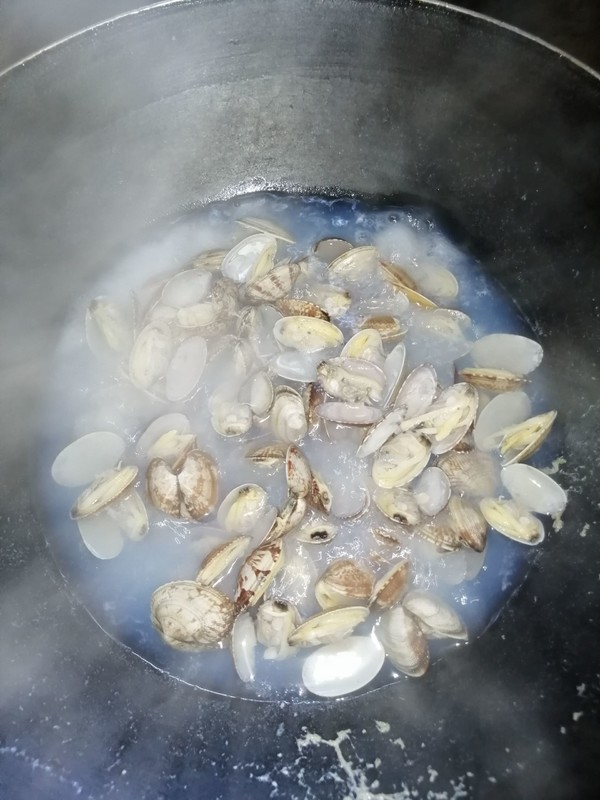 Stir-fried Clams recipe