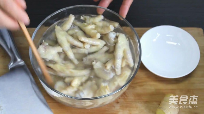 Smart Food/eating An Absolutely Addictive Pickled Chicken Feet recipe