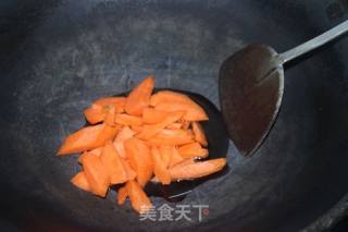 Stir-fried Celery with Carrot and Black Fungus recipe
