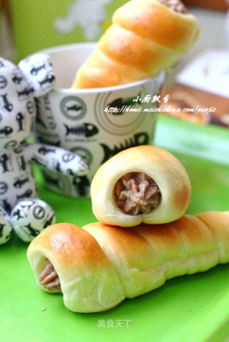 Stuffed Bread Tastes Good-cocoa Spiral Rolls recipe