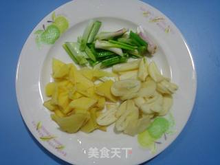 Stir-fried Duck Cubes with Hot Pepper recipe