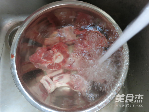 Big Qi and Blood Oxtail Soup recipe