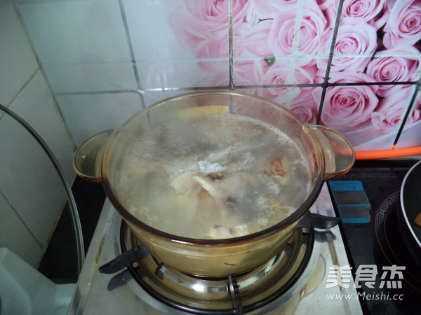 Carp Soup with White Radish recipe