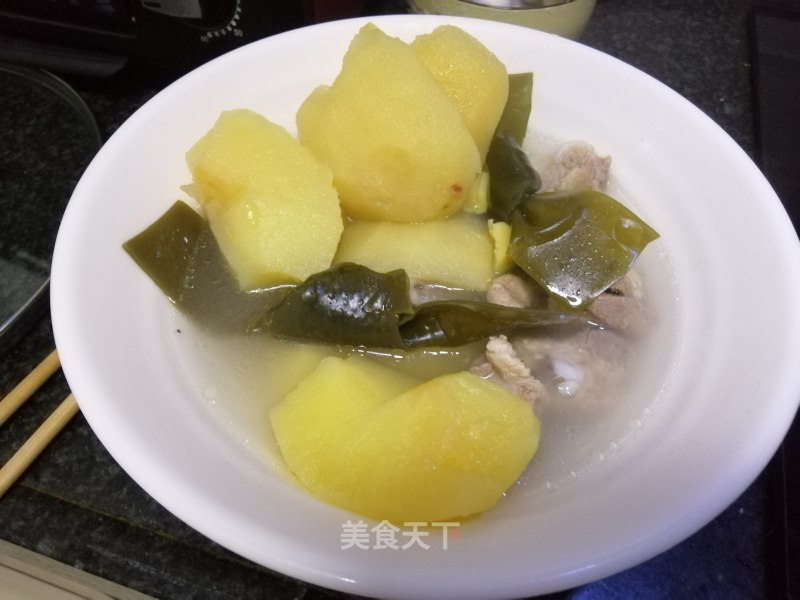 Apple Series 9: Apple Spare Ribs Seaweed Soup recipe