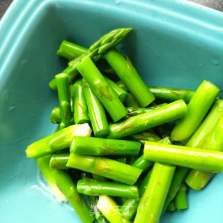 Asparagus, Pea and Shrimp Salad recipe