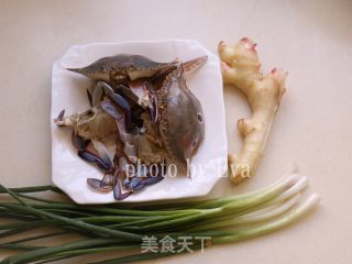 #trust之美# Fried Crab with Ginger and Green Onion recipe