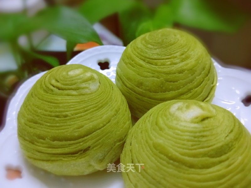 Matcha Spiral Pastry recipe