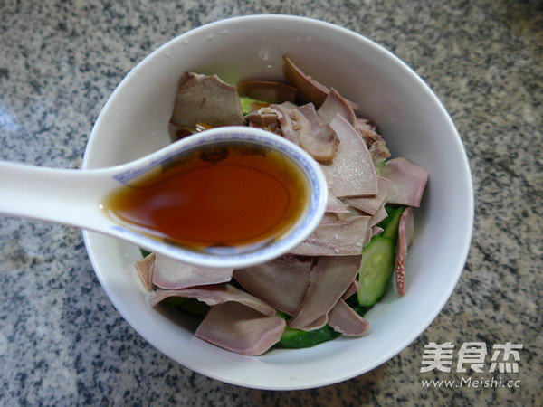 Pig Tongue Mixed with Cucumber recipe