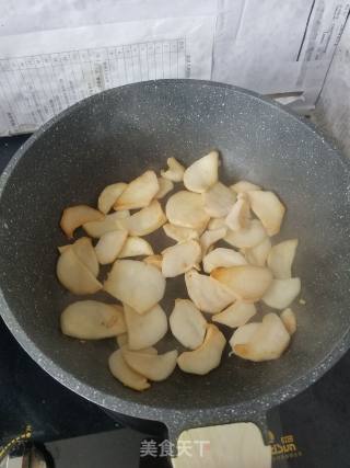 "kaishou Vegetable" Fried White Ling Mushrooms with Eggs and Scallions recipe