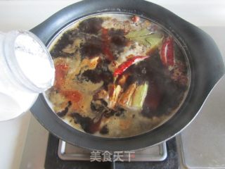 Spicy Braised Duck Clavicle recipe