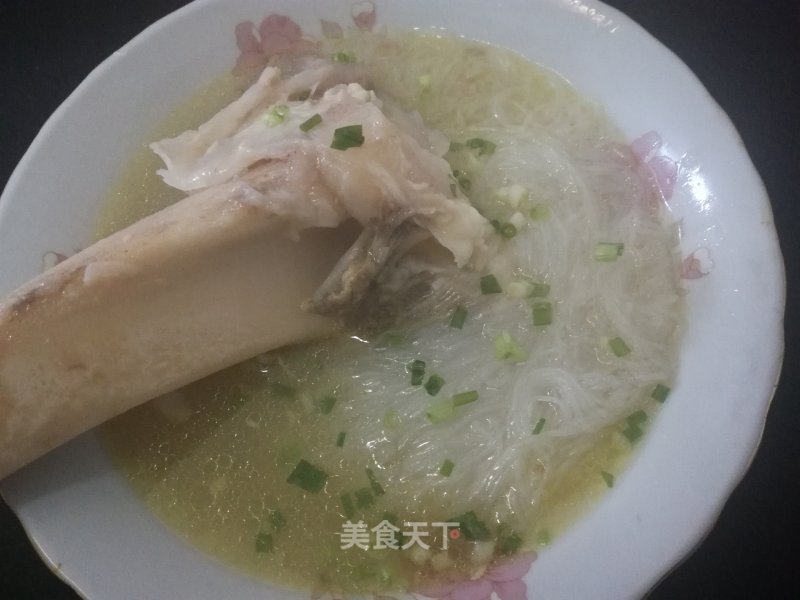 Kuaishou Lazy Meal One by One Beef Bone Vermicelli Soup recipe