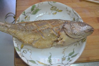 [secret Roasted Yellow Croaker] (exclusive Secret Sauce) recipe