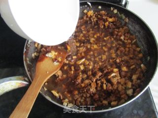 Spaghetti with Mushroom Sauce recipe