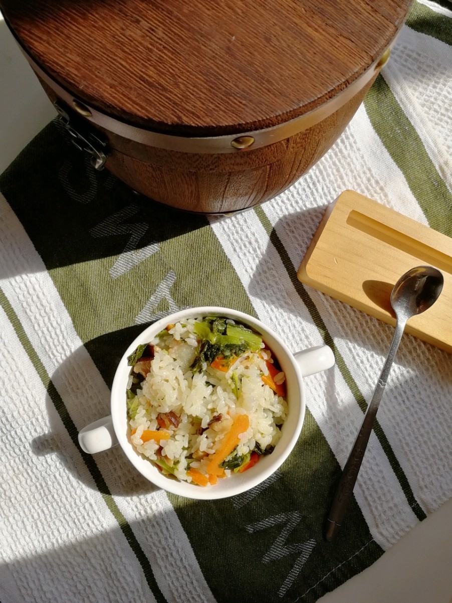 Braised Rice with Vegetables and Fresh Meat recipe