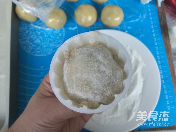 Mooncakes with Red Bean Paste recipe