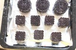 Chocolate Mung Bean Mooncake recipe