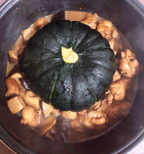 Pumpkin and Mushroom Chicken Wing Braised Rice recipe
