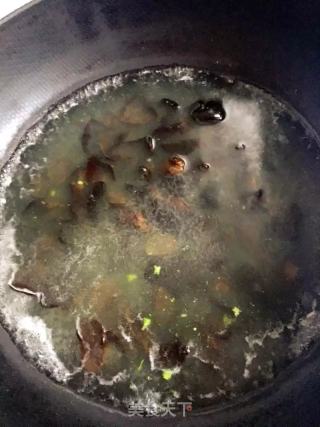 [shandong] Garlic and Broccoli with Fungus recipe