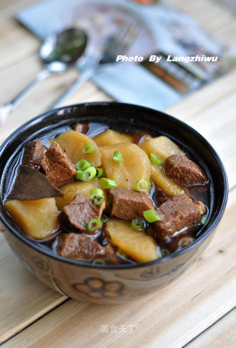Pressure Cooker Beef Stew with Potatoes