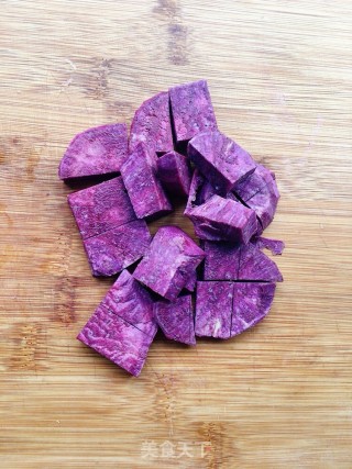 Purple Sweet Potato Lily Tremella Soup recipe