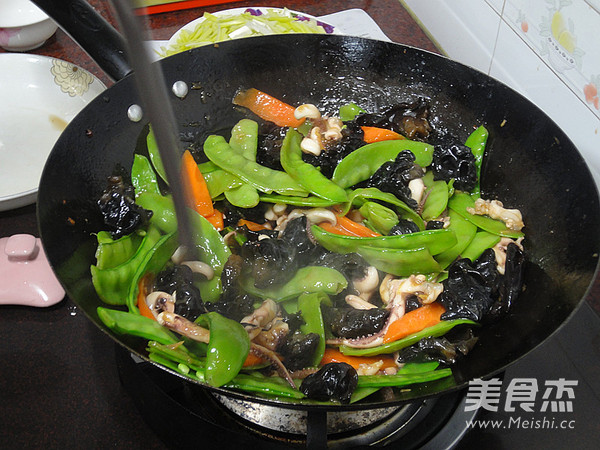 Fried Squid with Seasonal Vegetables recipe