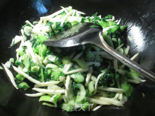 Stir-fried Rice White with Hand Kneaded Vegetables recipe