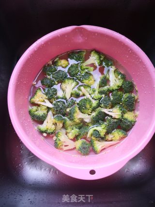 Stir-fried Chicken with Broccoli recipe