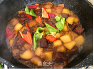 Braised Potato and Red Beef Brisket recipe