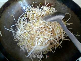 Poached Pork with Bean Sprouts and Vegetables recipe