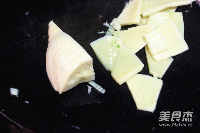 Stir-fried Pork with Bamboo Shoots recipe