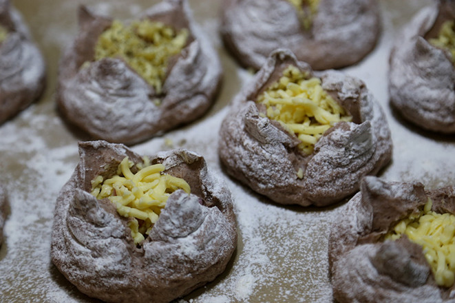 Whole Wheat Cheese Rock Lava Bread recipe