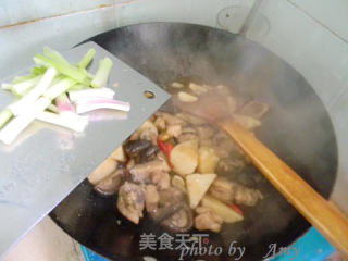 Mushroom Chicken with Yam recipe