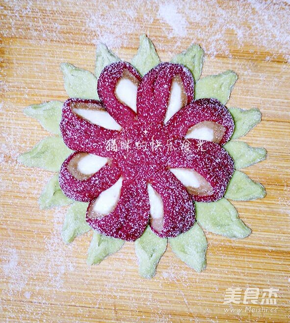 Four-color Flower Bread recipe