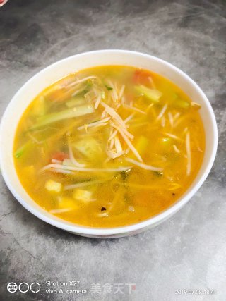Bean Sprouts and Loofah Soup recipe