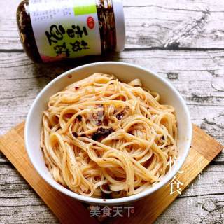 Hollow Noodles with Mushroom Sauce recipe