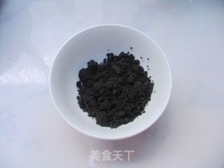 Nourish The Kidney, Nourish The Essence and Moisturize The Dry Intestines——milk-flavored Black and White Steamed Bread Rolls recipe