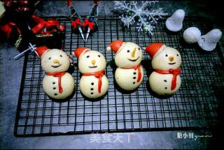 Snowman Lollipop Buns recipe