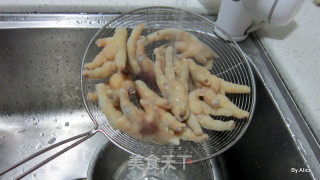 Cool Chicken Feet that is Beautiful and Greedy recipe