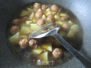 Potatoes with Small Meatballs recipe