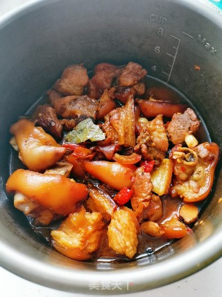 Chestnut Roasted Pig's Trotters recipe