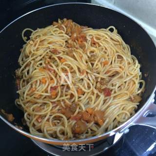 Spaghetti with Tomato Meat Sauce recipe