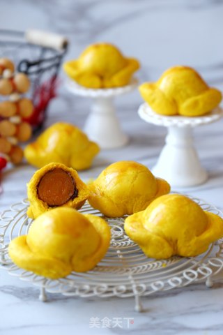 [tianjin] Yuanbao Egg Yolk Crisp recipe